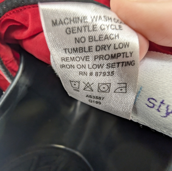 Susan Graver Red Quilted Jacket with Black Details - Picture 4 of 6